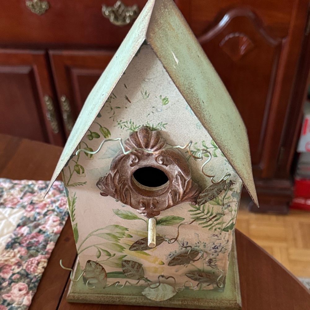 Decorative Green and Brown Birdhouse